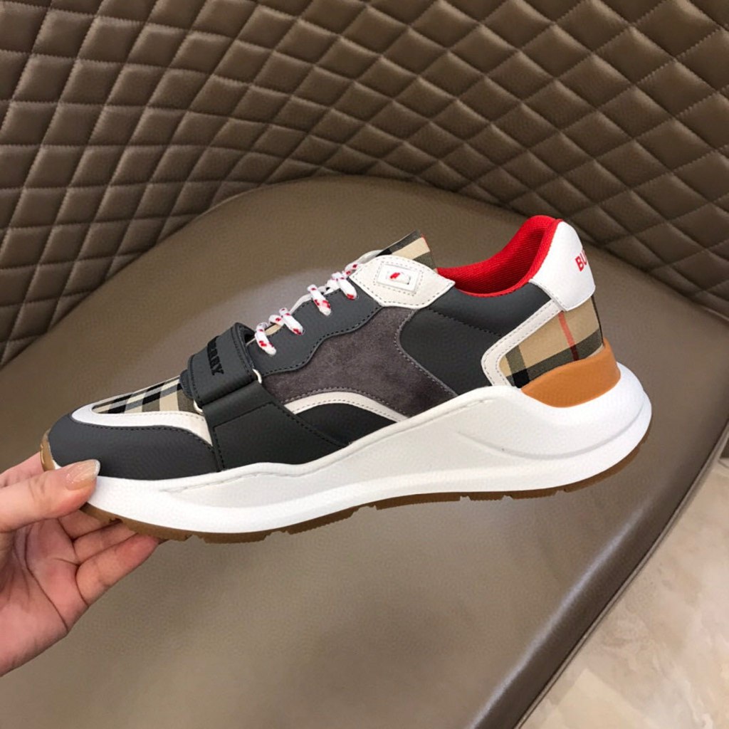 B*URBERRY SHOES